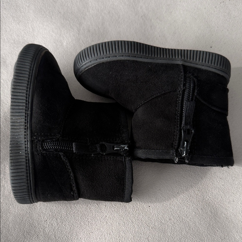 Cat & Jack Kids Black Winter Boots - Picture 3 of 7